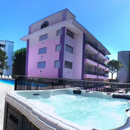 Apartment Nette In Mit Whirlpool Und Pool Bibione